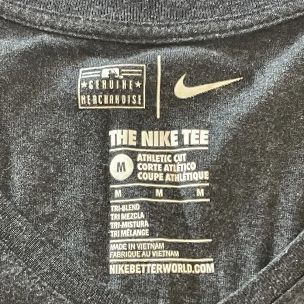 Nike Women San Francisco Giants The City ‎ V-Neck T-Shirt Black Size Medium